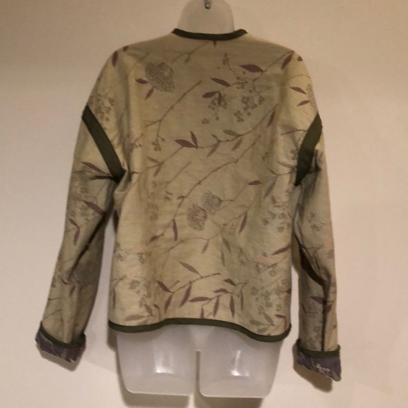 Stylish Fall/Spring  Reversible Jacket - Picture 4 of 8